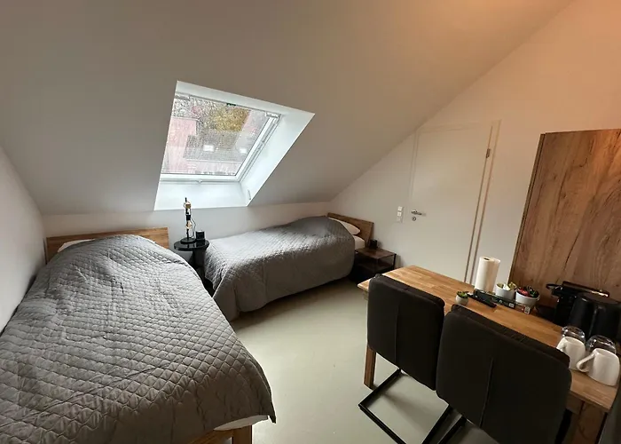 Ruhige Apartments Mit Guter Bahnanbindung Und Kuechennutzung